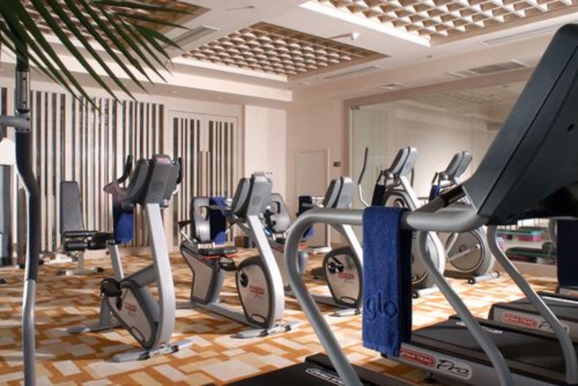 Hotel Nikko เทียนจิน ภายนอก รูปภาพ The gym at the hotel